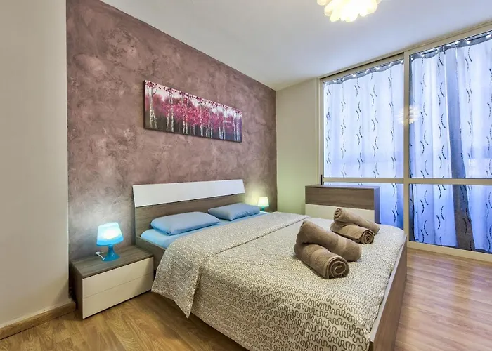 Spinola Court - Stunning Seaview Apartment & Penthouse On Spinola Bay By Shortletsmalta