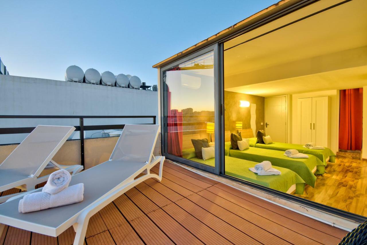 Spinola Court - Stunning Seaview & Penthouse On Spinola Bay By Shortletsmalta * Saint Julian's