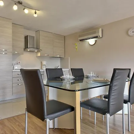 Spinola Court - Stunning Seaview Apartment & Penthouse On Spinola Bay By Shortletsmalta Saint Julian's Exterior photo