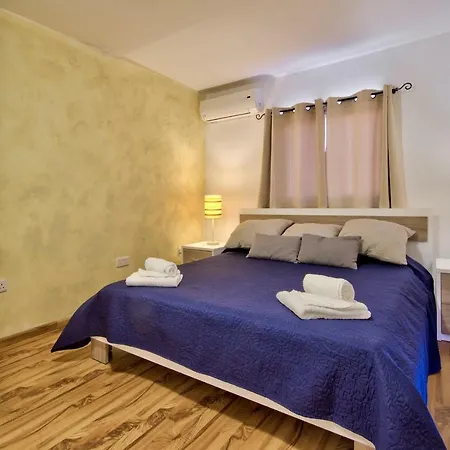 Spinola Court - Stunning Seaview Apartment & Penthouse On Spinola Bay By Shortletsmalta Saint Julian's Exterior photo